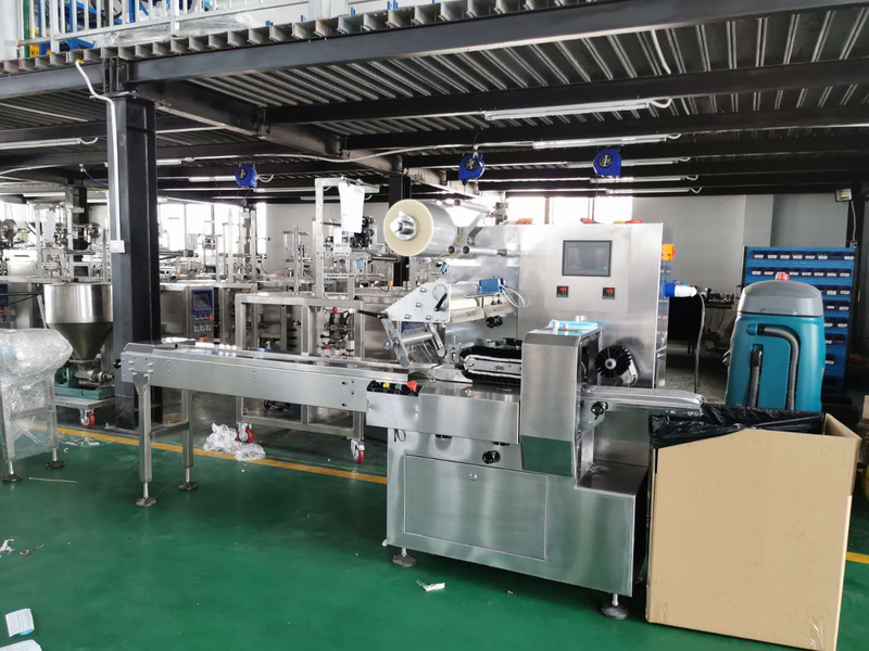 Automatic flow wrap machine hamburger packaging machine 