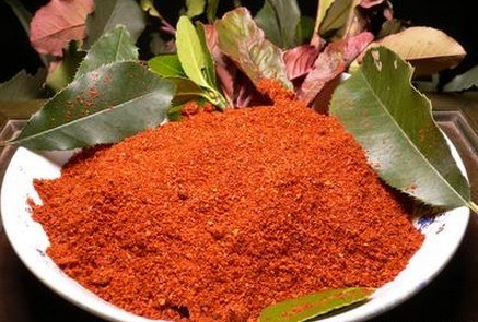 Fine Grinding Machine for Ginger/ Chilli/Pepper/Soy Bean/ Sugar/ Star Anise/Cinnamon (FL-600)